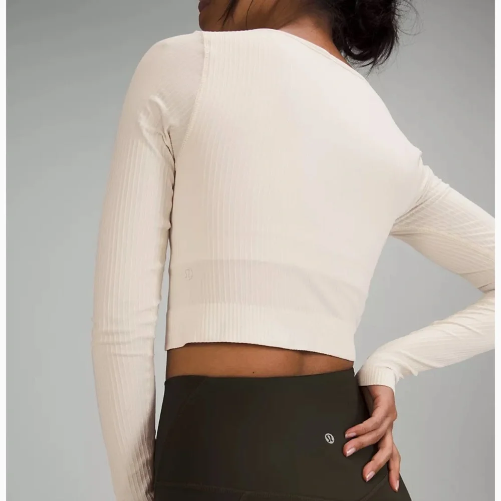 Lululemon Ebb To Street LS Shirt * White Opal - Picture 5 of 6